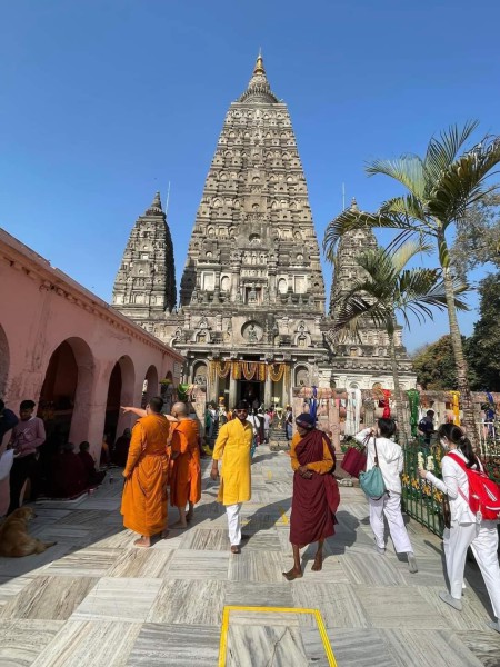 TOUR HÀNH HƯƠNG ẤN ĐỘ NEPAL 2026 ƯU ĐÃI QUÝ TĂNG NI PHẬT TỬ NHẬN GHÉP KHÁCH TỪ HÀ NỘI & SAIGON TẬP TU TẠI CỘI BỒ ĐẠO TRÀNG 6 NGÀY 5 ĐÊM 